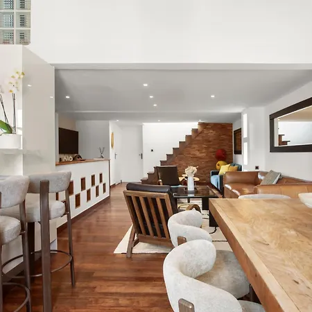 Prime Location - Place Des Lices - Maison Lerins * Saint-Tropez