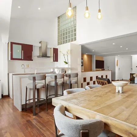 Apartment Prime Location - Place Des Lices - Maison Lerins Saint-Tropez