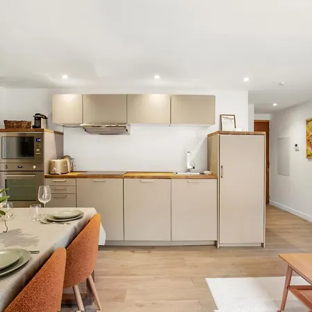 Prime Location - Place Des Lices - Maison Lerins Apartment *